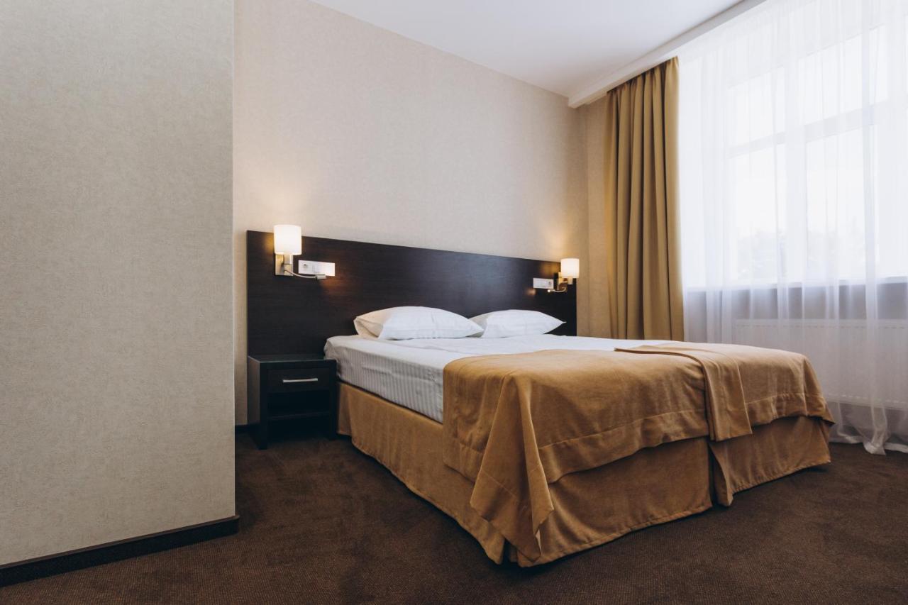 Optima Sumy Hotell Eksteriør bilde
