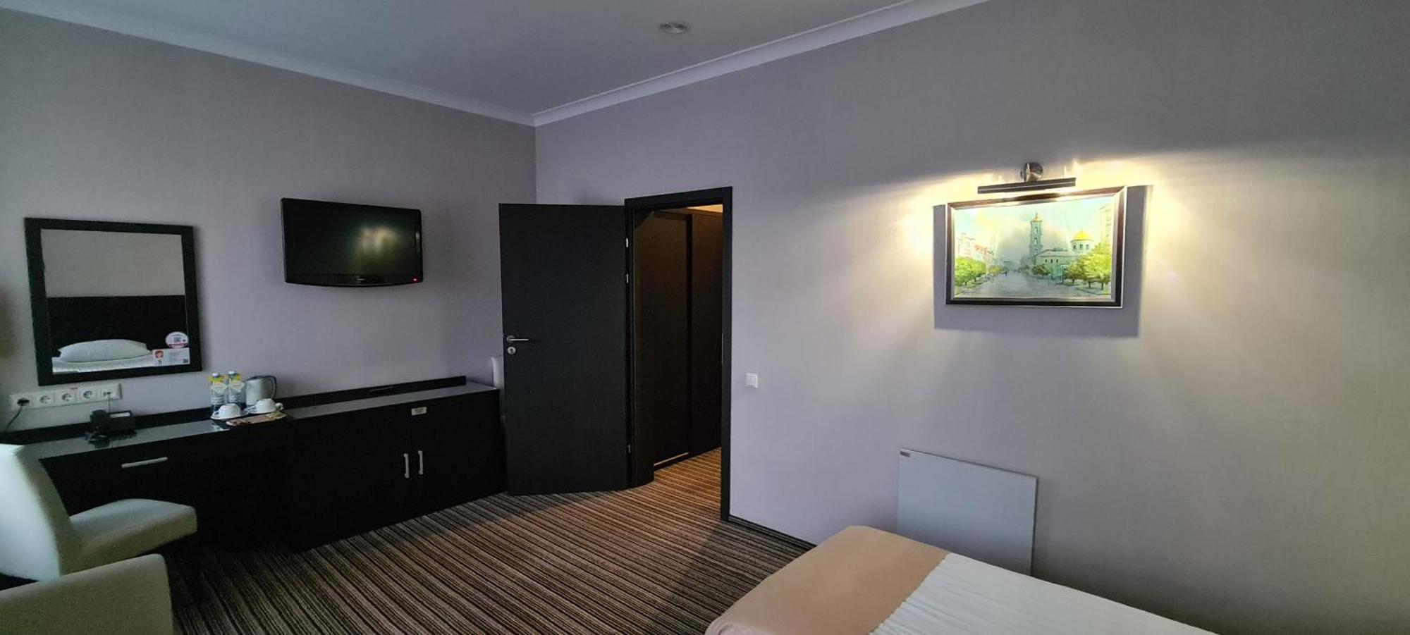 Optima Sumy Hotell Eksteriør bilde