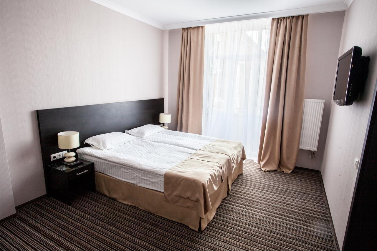 Optima Sumy Hotell Eksteriør bilde