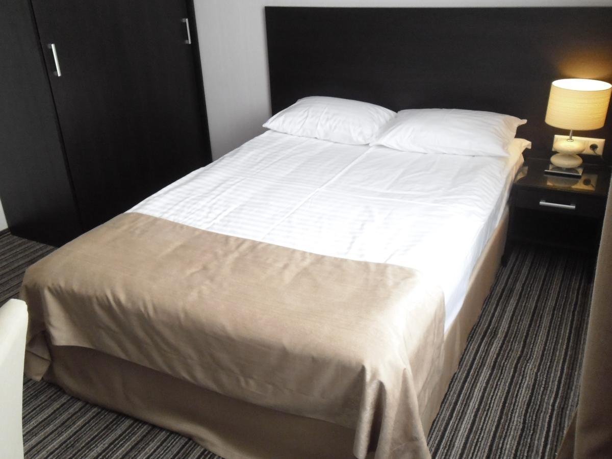 Optima Sumy Hotell Eksteriør bilde