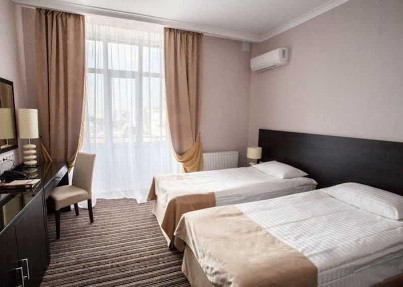 Optima Sumy Hotell Eksteriør bilde